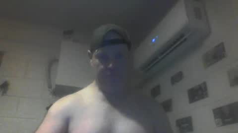 kiwiguy19773 online show from July 2, 7:25 am