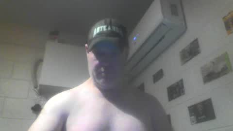 kiwiguy19773 online show from July 16, 7:03 am