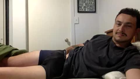 kiwiluke69 online show from November 27, 10:01 pm