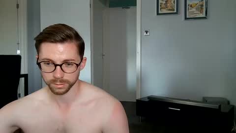 kkezzy online show from June 26, 3:27 pm