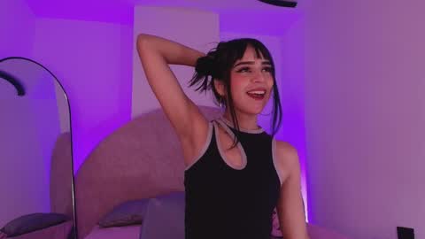 Snapshot of kkira_doll chatting on May 13, 11:51 am Kkira online show from May 13, 11:51 am