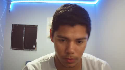 Snapshot of klars_mood chatting on May 23, 10:36 pm klars online show from May 23, 10:36 pm