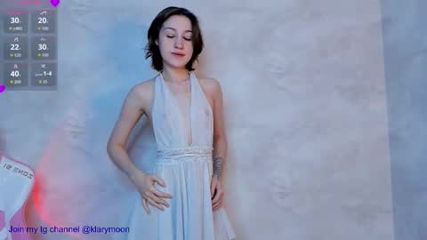 Snapshot of klary_moon chatting on September 13, 4:18 pm Lisa online show from September 13, 4:18 pm