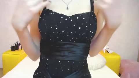 Snapshot of klaryevans chatting on February 23, 3:29 pm Klary online show from February 23, 3:29 pm