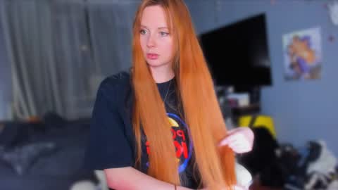 Snapshot of klementinagirl chatting on May 13, 9:11 pm Klementinafanslyklementina6661 online show from May 13, 9:11 pm