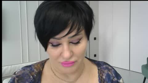 kleo901854860422 online show from April 21, 12:00 pm