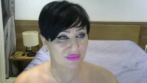 kleo901854860422 online show from July 17, 6:46 pm