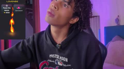 Snapshot of kleo_helenos chatting on February 5, 1:32 am KLEO online show from February 5, 1:32 am