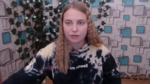 klerkarina online show from December 4, 9:18 am