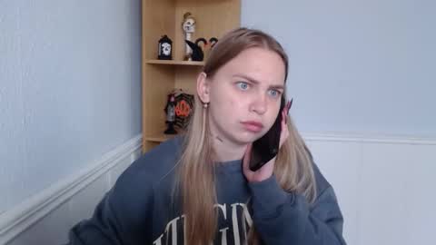 klerkarina online show from October 12, 5:28 am