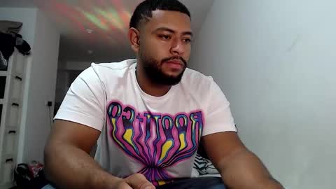 kleyton online show from December 3, 5:31 am