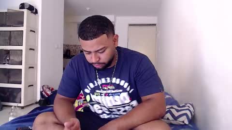 kleyton online show from December 8, 2:41 pm