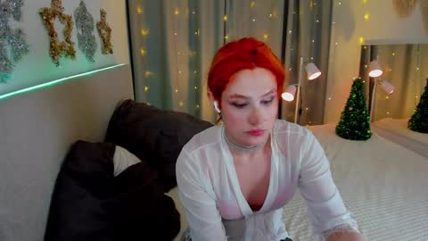 Snapshot of klin_miller chatting on December 6, 8:15 am Klin online show from December 6, 8:15 am