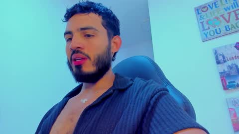 klinsmannwalton online show from January 10, 12:29 pm