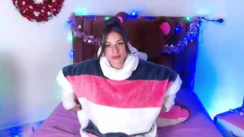 Kloe online show from December 12, 2:48 am