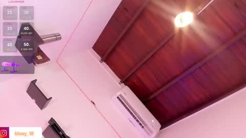 Kloey  online show from March 1, 10:31 pm