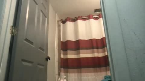 Snapshot of kmarie1196 chatting on June 10, 6:23 am kmarie1196 online show from June 10, 6:23 am