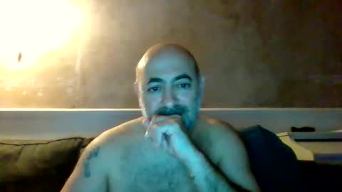 Snapshot of knickerwhipper chatting on March 19, 10:14 pm knickerwhipper online show from March 19, 10:14 pm