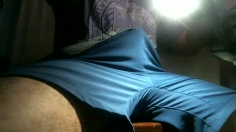Snapshot of knickfranco chatting on June 16, 4:59 am knickfranco online show from June 16, 4:59 am