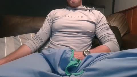 Knight3975 online show from February 21, 6:40 am