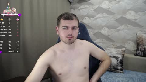 Snapshot of knight_5 chatting on December 27, 8:45 am Carter. online show from December 27, 8:45 am