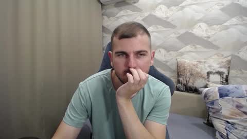 Snapshot of knight_5 chatting on September 10, 5:46 pm Carter. online show from September 10, 5:46 pm