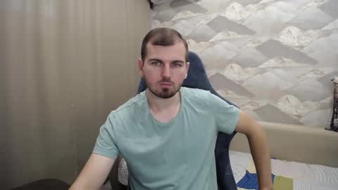 Snapshot of knight_5 chatting on October 5, 8:12 am Carter. online show from October 5, 8:12 am