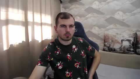 Snapshot of knight_5 chatting on October 26, 6:30 am Carter. online show from October 26, 6:30 am