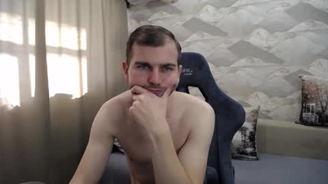 Snapshot of knight_5 chatting on November 7, 6:57 am Carter. online show from November 7, 6:57 am