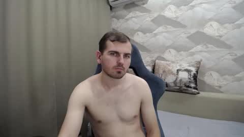 Snapshot of knight_5 chatting on November 16, 5:18 pm Carter. online show from November 16, 5:18 pm