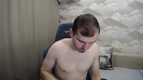 Snapshot of knight_5 chatting on November 17, 5:24 am Carter. online show from November 17, 5:24 am