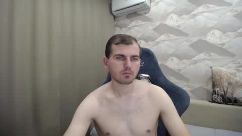 Snapshot of knight_5 chatting on November 20, 5:23 pm Carter. online show from November 20, 5:23 pm