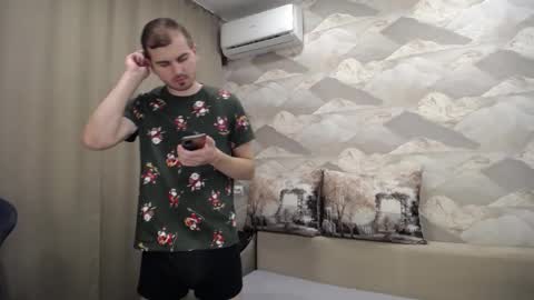 Snapshot of knight_5 chatting on November 30, 7:34 am Carter. online show from November 30, 7:34 am