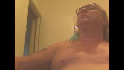 Snapshot of knobout chatting on January 13, 8:26 am knobout online show from January 13, 8:26 am