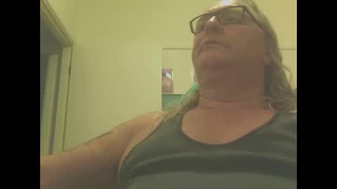 Snapshot of knobout chatting on January 27, 7:56 am knobout online show from January 27, 7:56 am