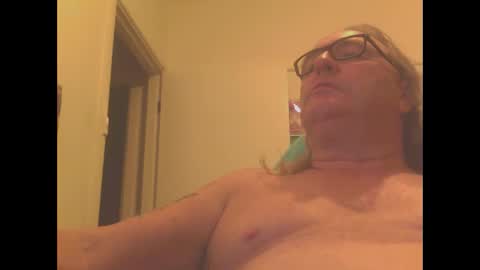 Snapshot of knobout chatting on February 26, 10:15 am knobout online show from February 26, 10:15 am