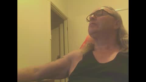 Snapshot of knobout chatting on September 14, 9:08 am knobout online show from September 14, 9:08 am