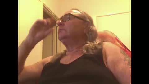 Snapshot of knobout chatting on September 24, 11:35 am knobout online show from September 24, 11:35 am