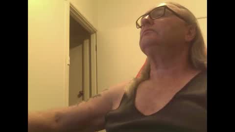 Snapshot of knobout chatting on September 25, 12:09 pm knobout online show from September 25, 12:09 pm