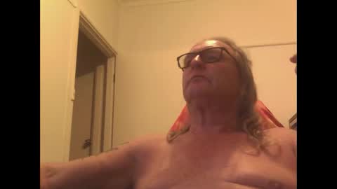 Snapshot of knobout chatting on November 25, 7:08 am knobout online show from November 25, 7:08 am