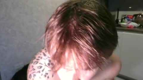 Adam online show from December 3, 1:24 am