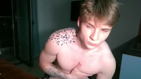 Snapshot of knotsiemens chatting on May 14, 5:31 pm Adam online show from May 14, 5:31 pm