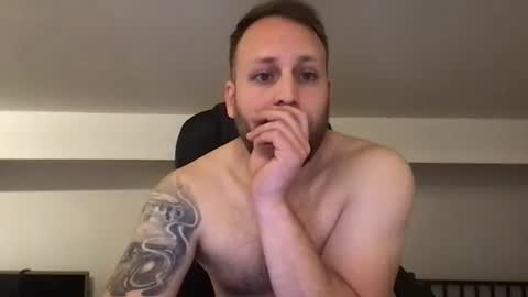 hugo online show from December 12, 7:04 pm