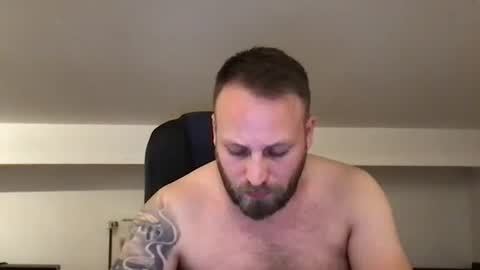 hugo online show from December 30, 11:06 pm