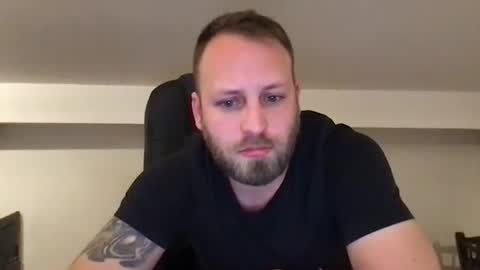 hugo online show from January 24, 6:35 pm