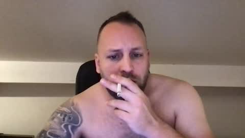 hugo online show from September 26, 9:30 pm