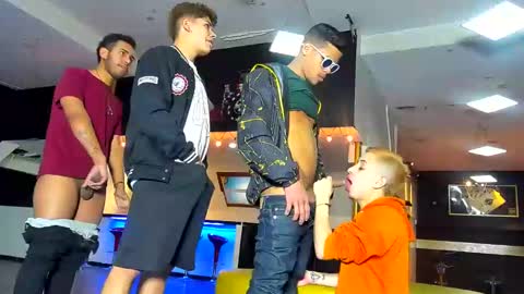 Snapshot of kobayaske chatting on January 17, 12:20 am kobayaske online show from January 17, 12:20 am