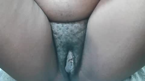 koffi639202 online show from February 6, 9:45 am