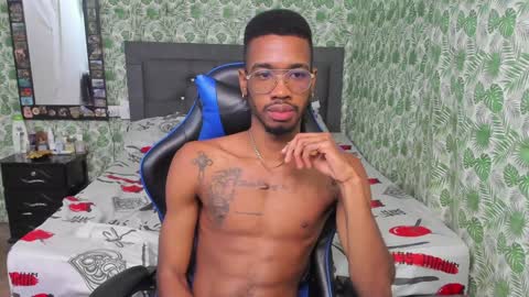 kofi online show from December 3, 2:03 am