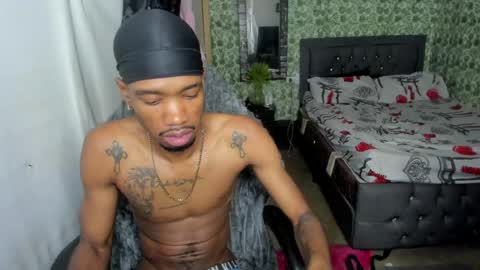 Snapshot of kofi_exotic_ chatting on May 29, 5:11 pm kofi online show from May 29, 5:11 pm
